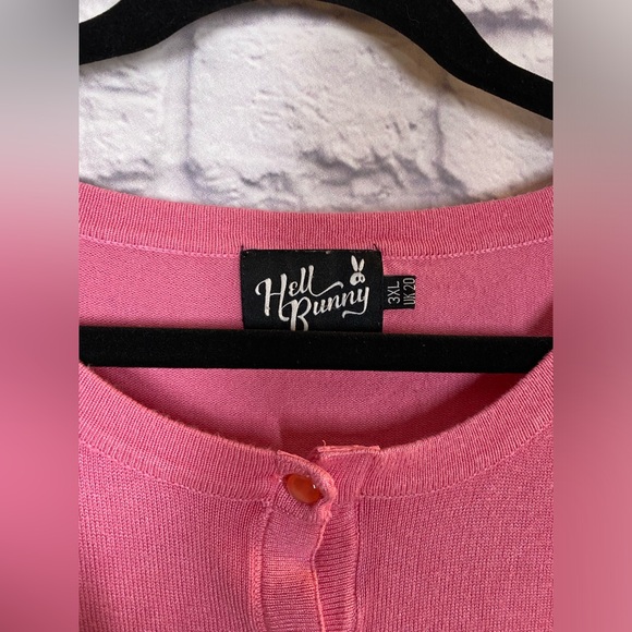Hell Bunny Pink Cropped Short Sleeve Cardigan Sweater Plus Size 3XL - Picture 3 of 8